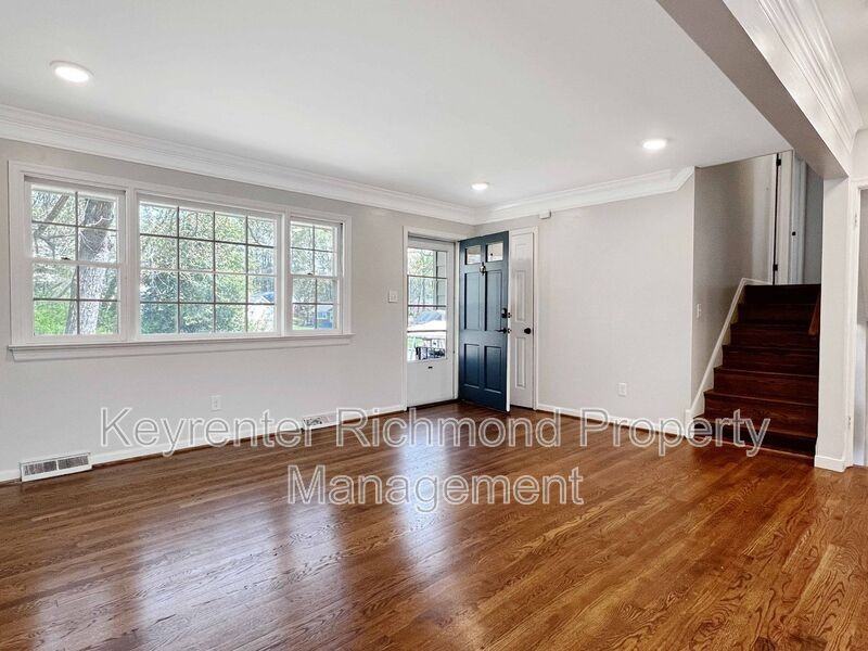 2704 Susten Ct - Photo 3 of 23