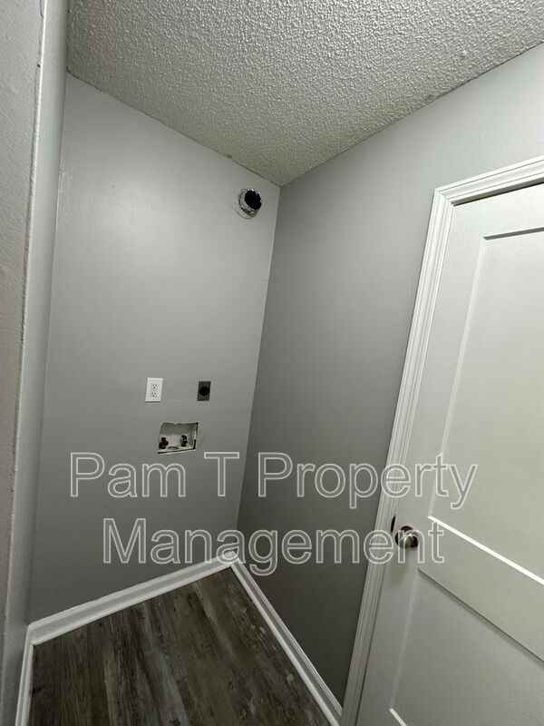 1925 Cowan Ave - Photo 6 of 12