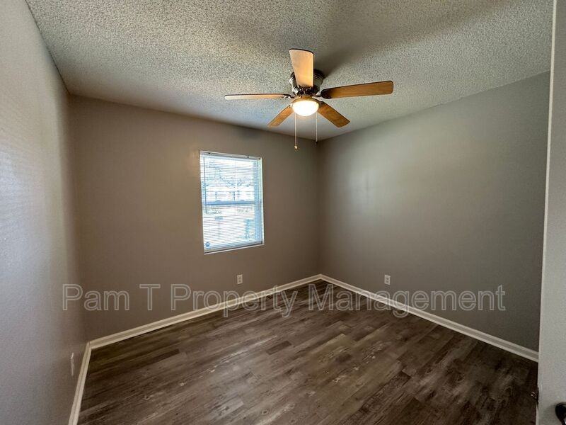 1925 Cowan Ave - Photo 7 of 12