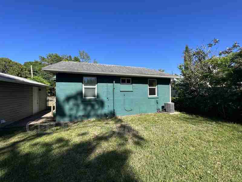 12 William Dr - Photo 6 of 6