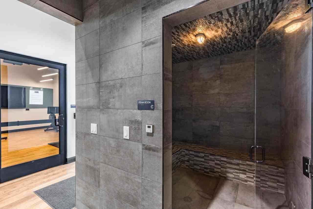 Calm at Rainbow - Photo 5 of 45