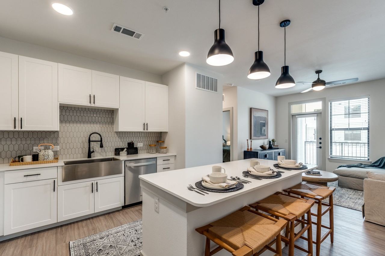 Lenox Katy Creek - Photo 2 of 26