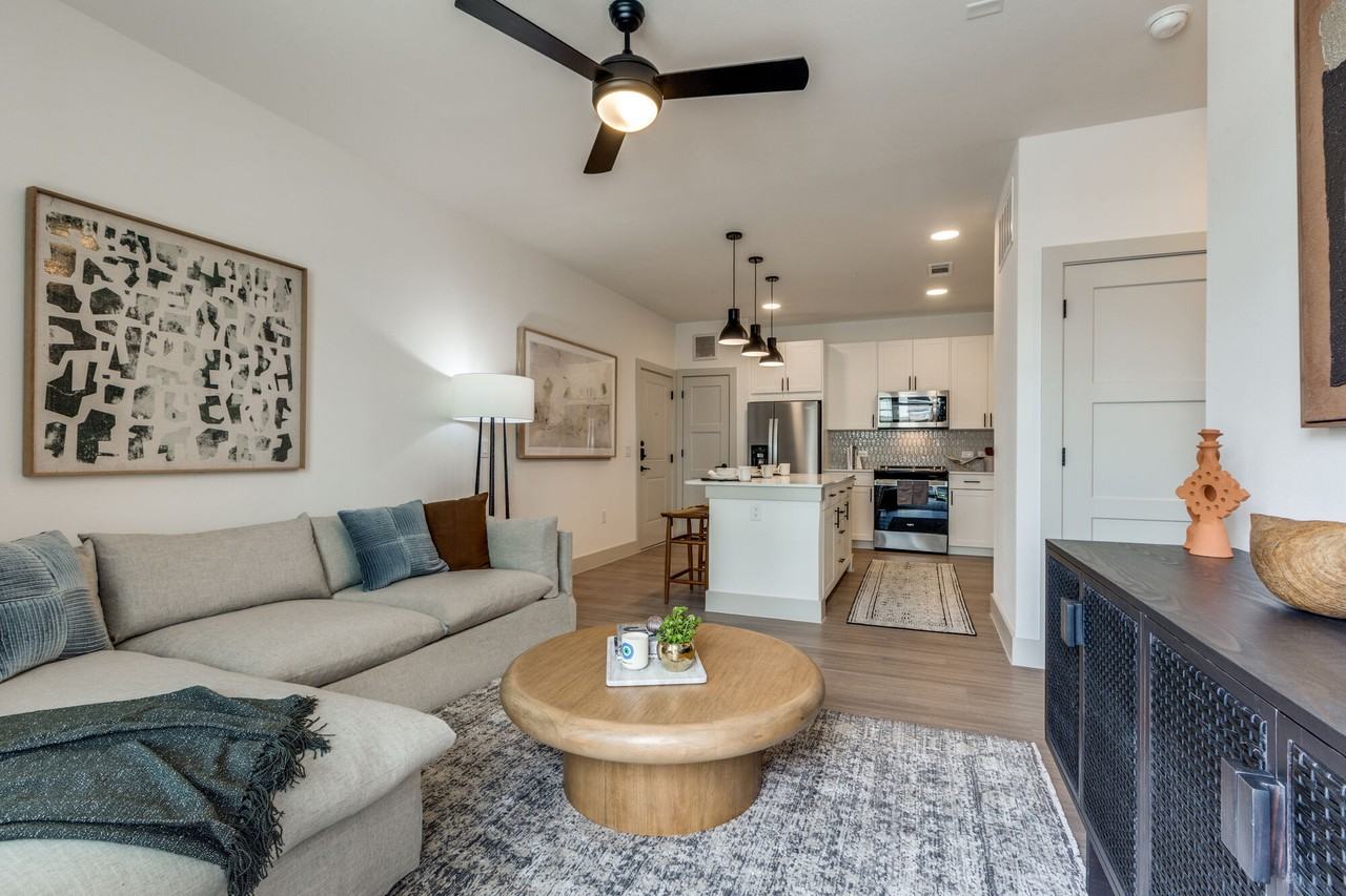 Lenox Katy Creek - Photo 4 of 26