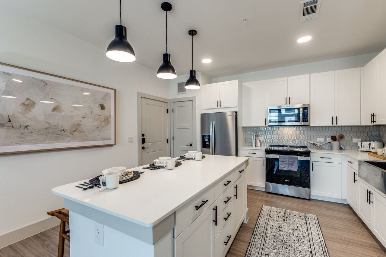 Lenox Katy Creek - Photo 6 of 26