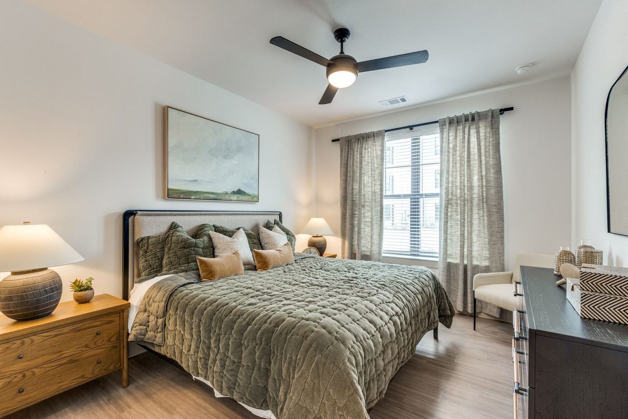 Lenox Katy Creek - Photo 7 of 26