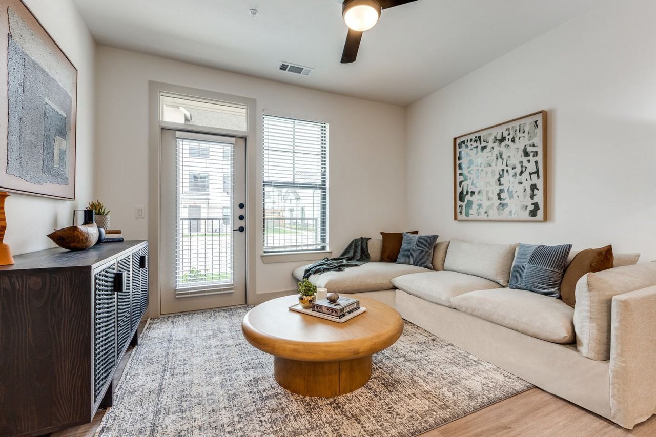 Lenox Katy Creek - Photo 5 of 26