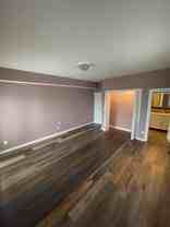 339 W32 - Photo 1 of 1