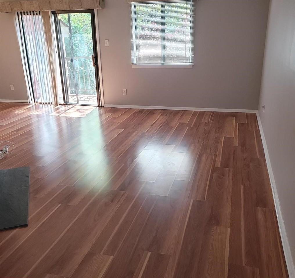 102 Cypress Point Cir #B - Photo 2 of 19