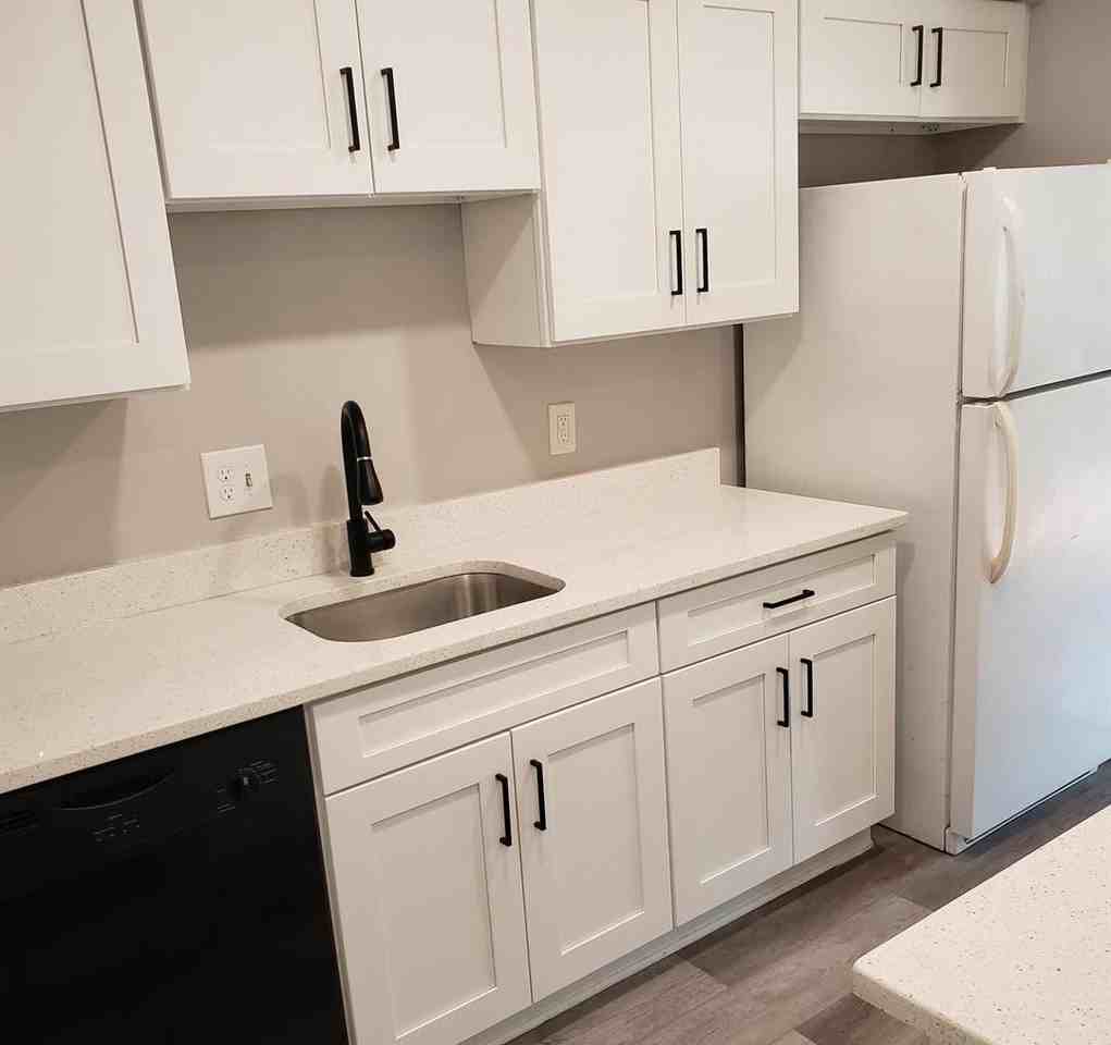 102 Cypress Point Cir #B - Photo 6 of 19