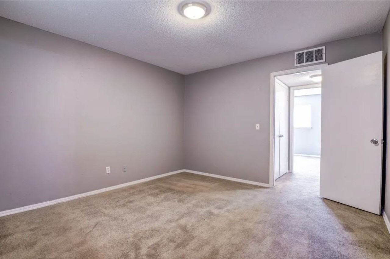 The Edge @23rd - Photo 7 of 50