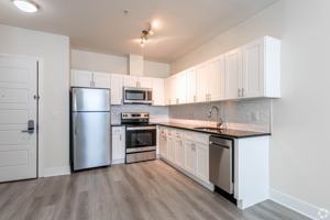 featured image of 6035 Park Ave