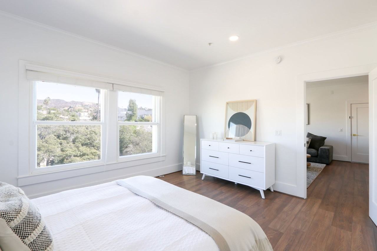 The Harlan Residences - Photo 5 of 50