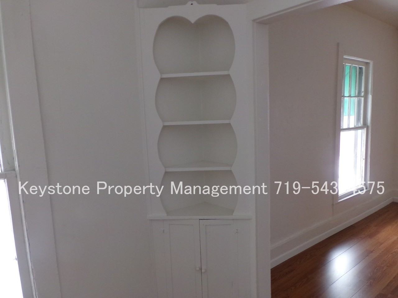 300 E 3rd St #2 - Photo 7 of 7