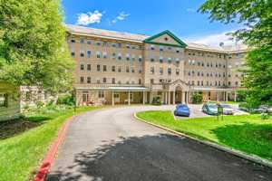featured image of 3925 Beech Ave
