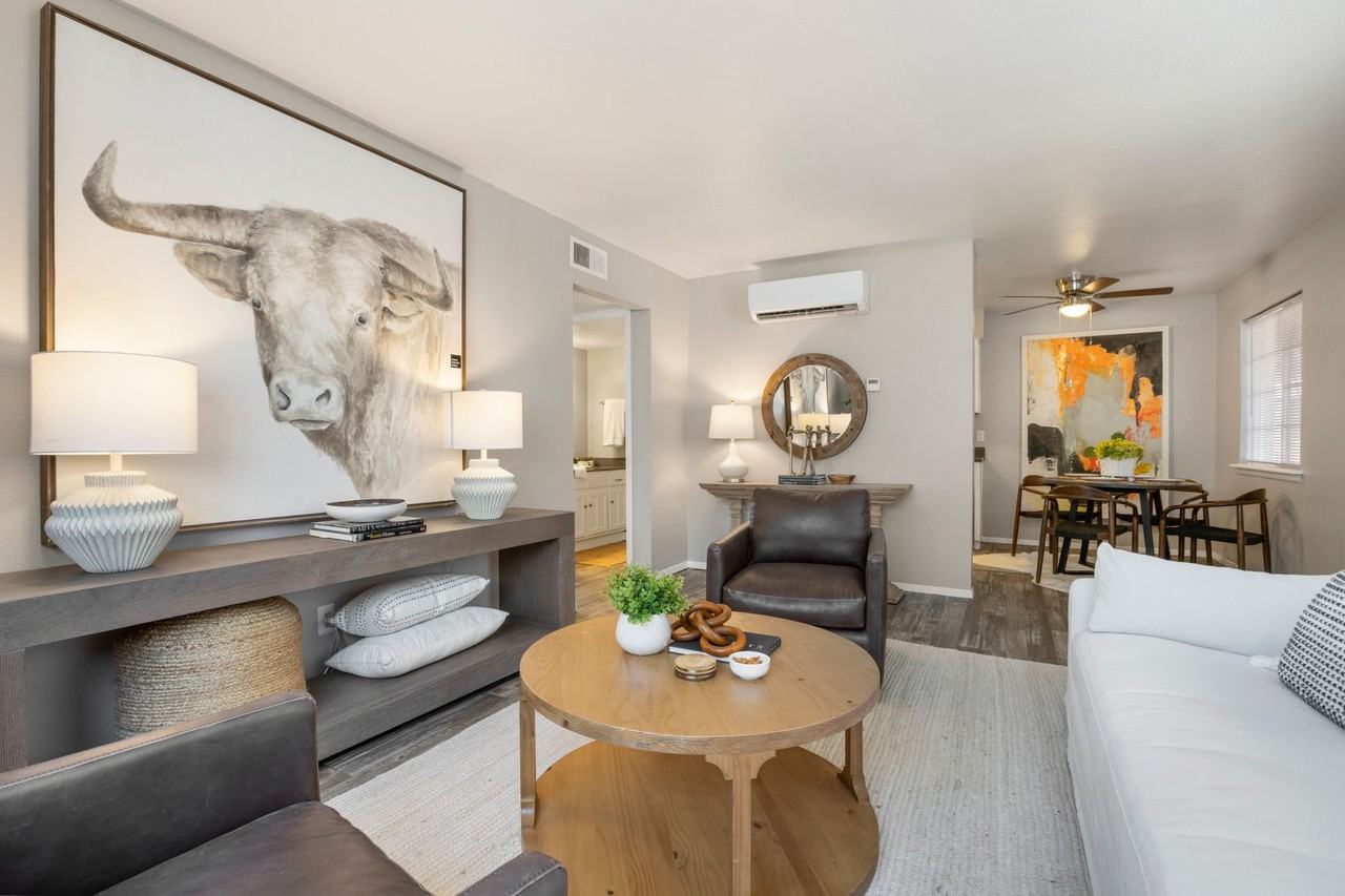 The Heights @ Midtown - Photo 2 of 25