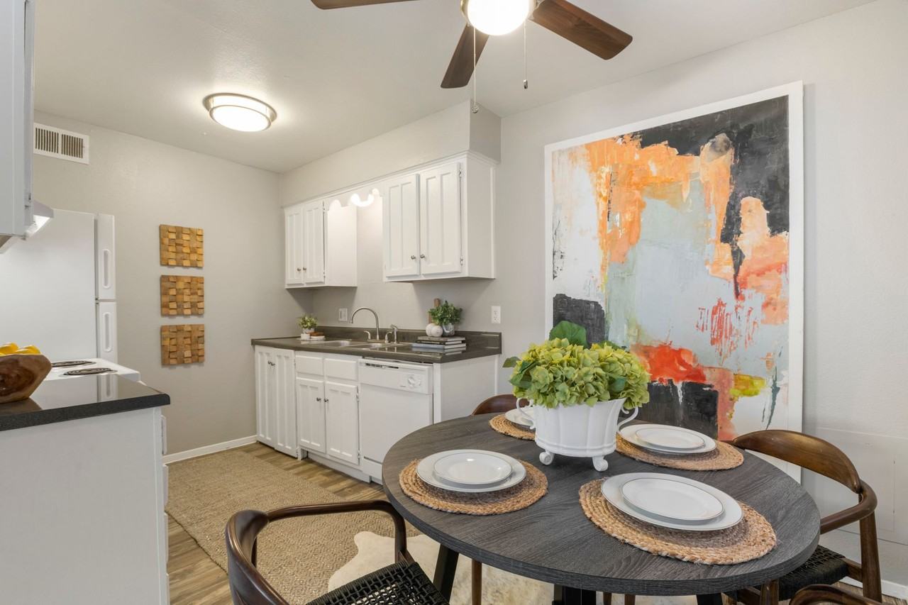 The Heights @ Midtown - Photo 4 of 25