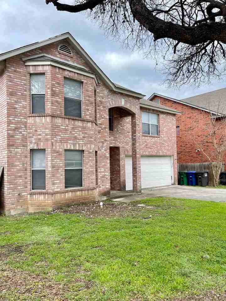 11097 Cedar Park - Photo 2 of 19