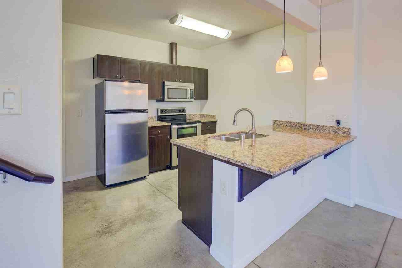 0037van - Photo 4 of 8