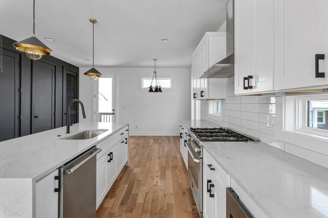 1934 Britt Pl - Photo 7 of 28