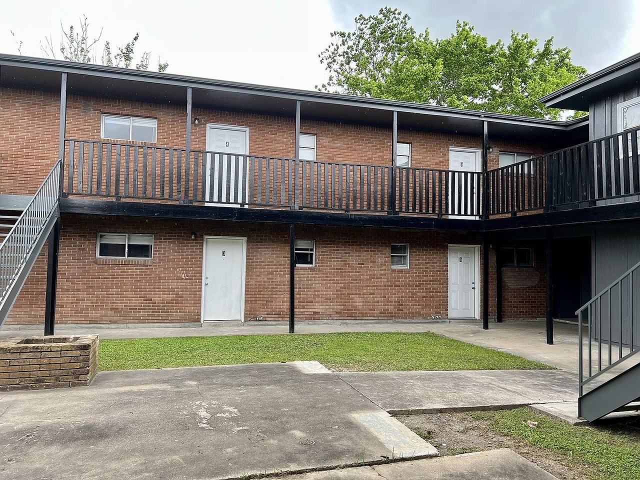 6518 Weston - Photo 2 of 12