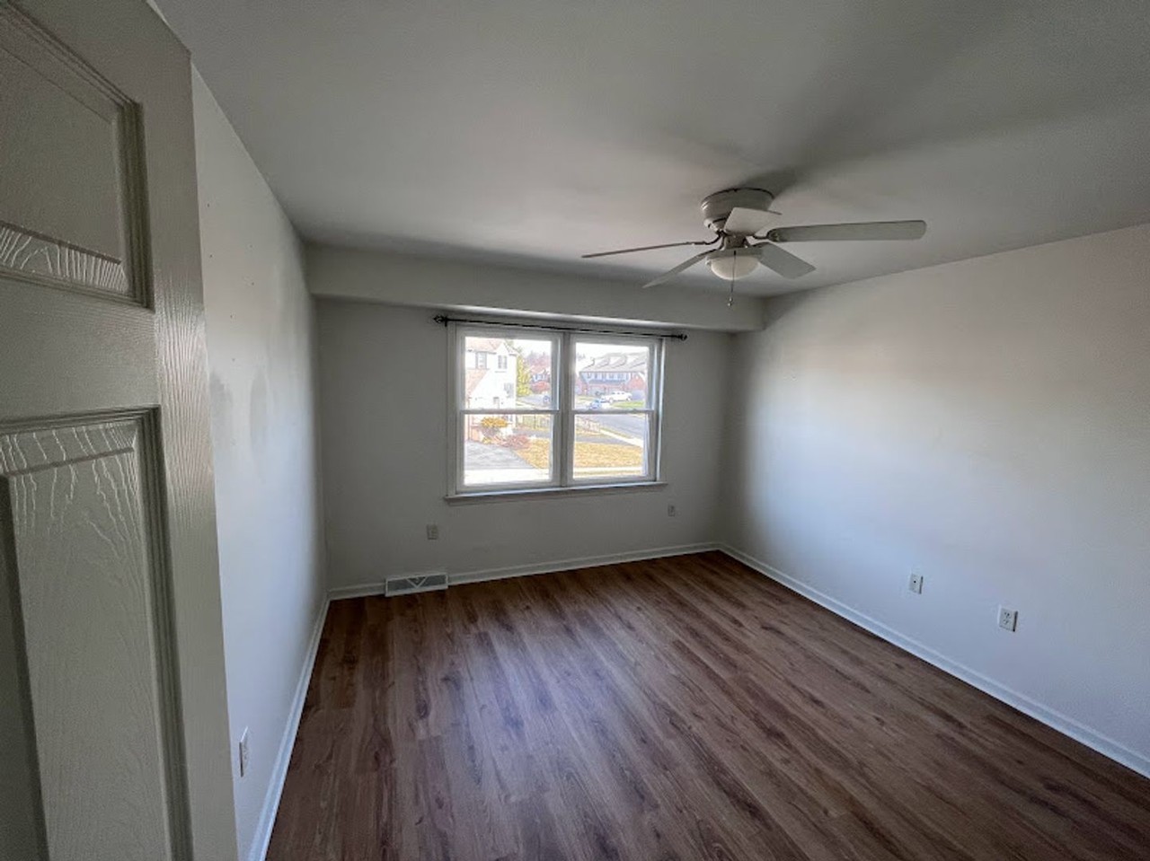 57 Spring Hill Ln - Photo 7 of 15