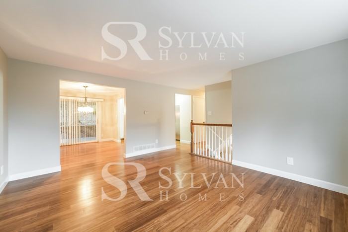 1363 Sturdy Oak Dr - Photo 3 of 15