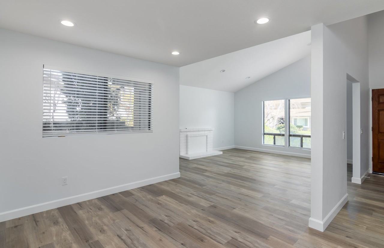 30831 Catarina Dr - Photo 2 of 19