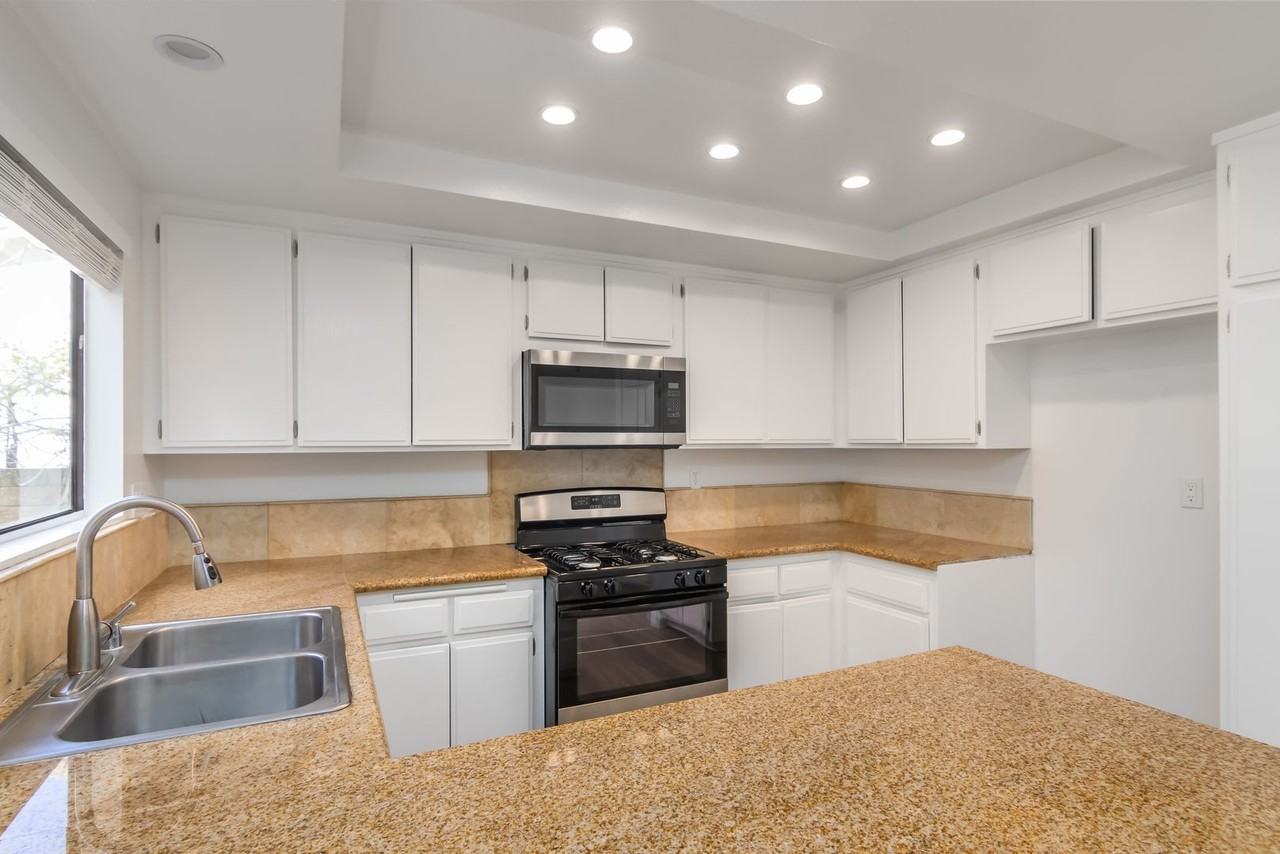 30831 Catarina Dr - Photo 7 of 19