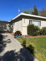 featured image of 815 Chestnut Ln