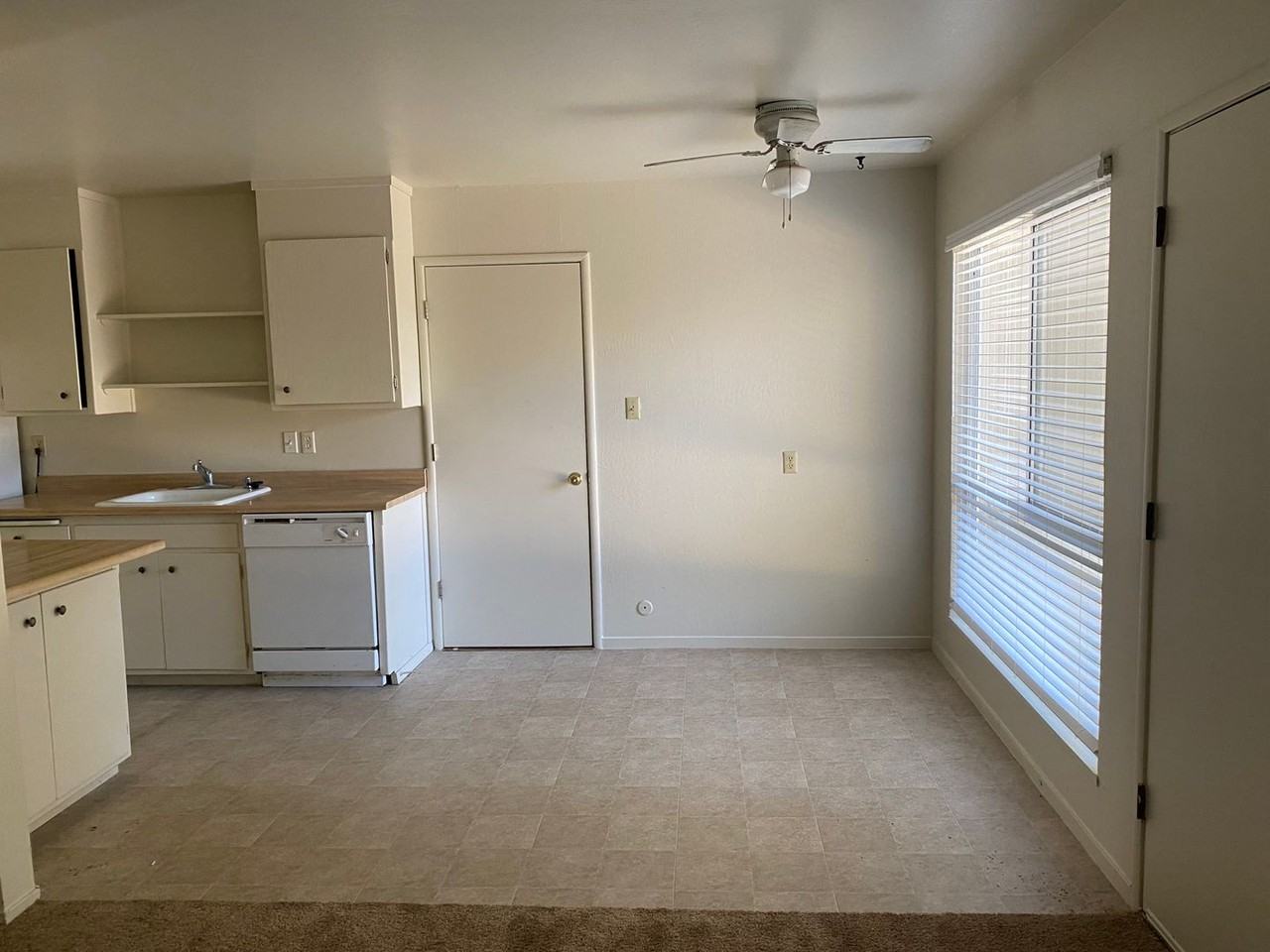 815 Chestnut Ln - Photo 7 of 22