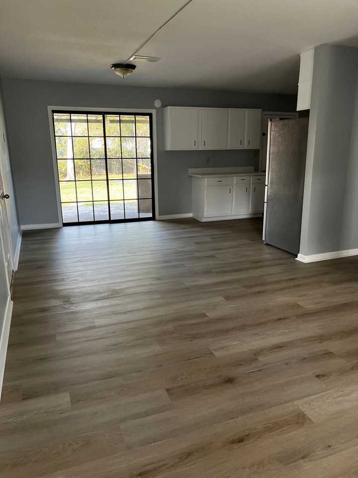 237 Deluna Rd Sw - Photo 3 of 26