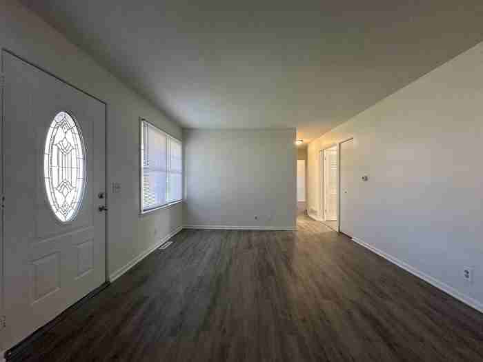 1316 Magnolia St - Photo 2 of 19