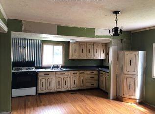 529 Armstrong Creek Rd - Photo 3 of 42