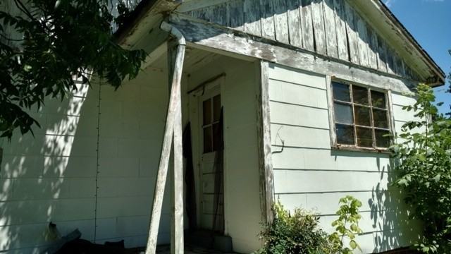 2107 Campbell St - Photo 4 of 32