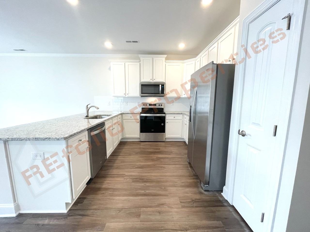 6911 Outfall Point Ln - Photo 7 of 32