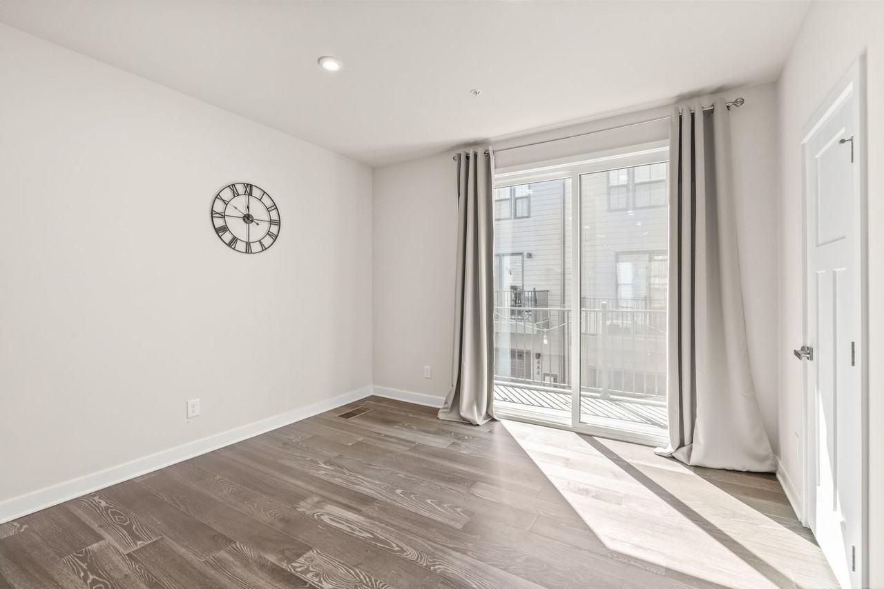 135 Music Hall Way - Photo 5 of 36