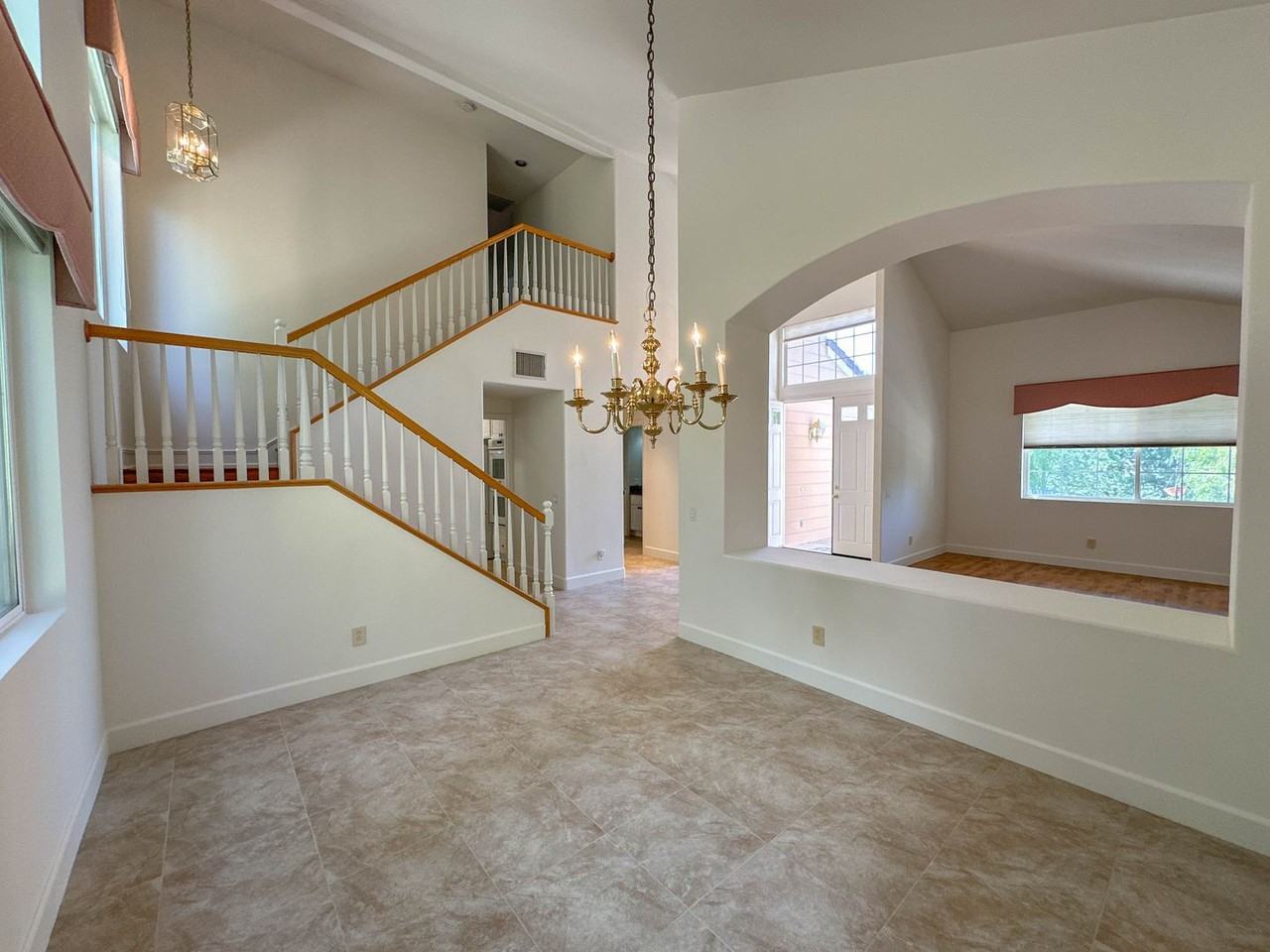 24577 Lola Ln - Photo 3 of 37