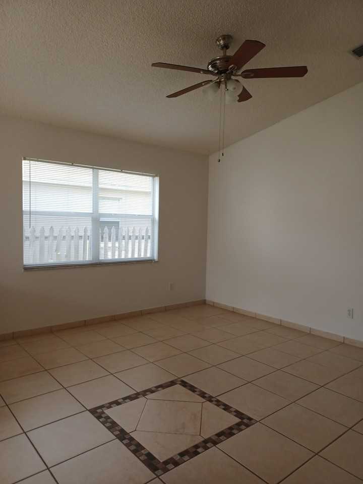 2219 Justin Ave #NA - Photo 4 of 26