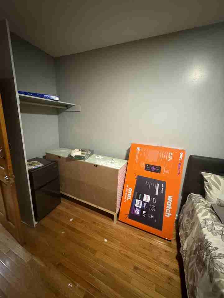 Hendrix St #1 - Photo 2 of 5