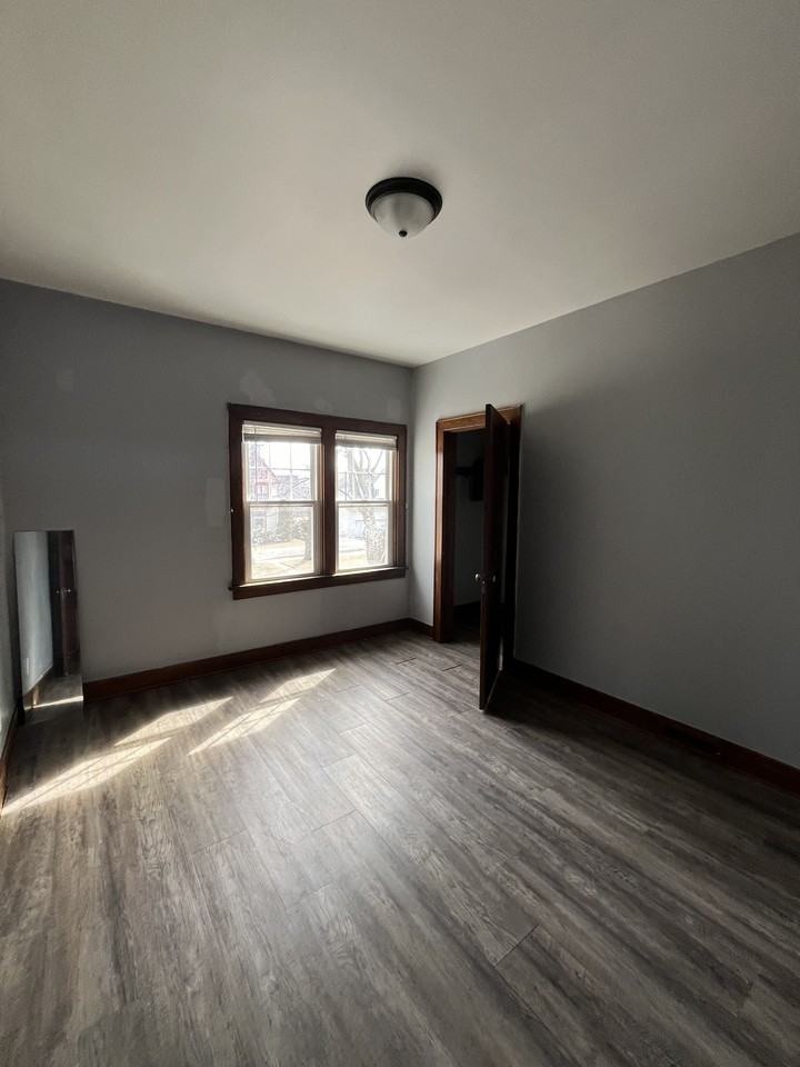 518 S 8th St #2 - Photo 4 of 9