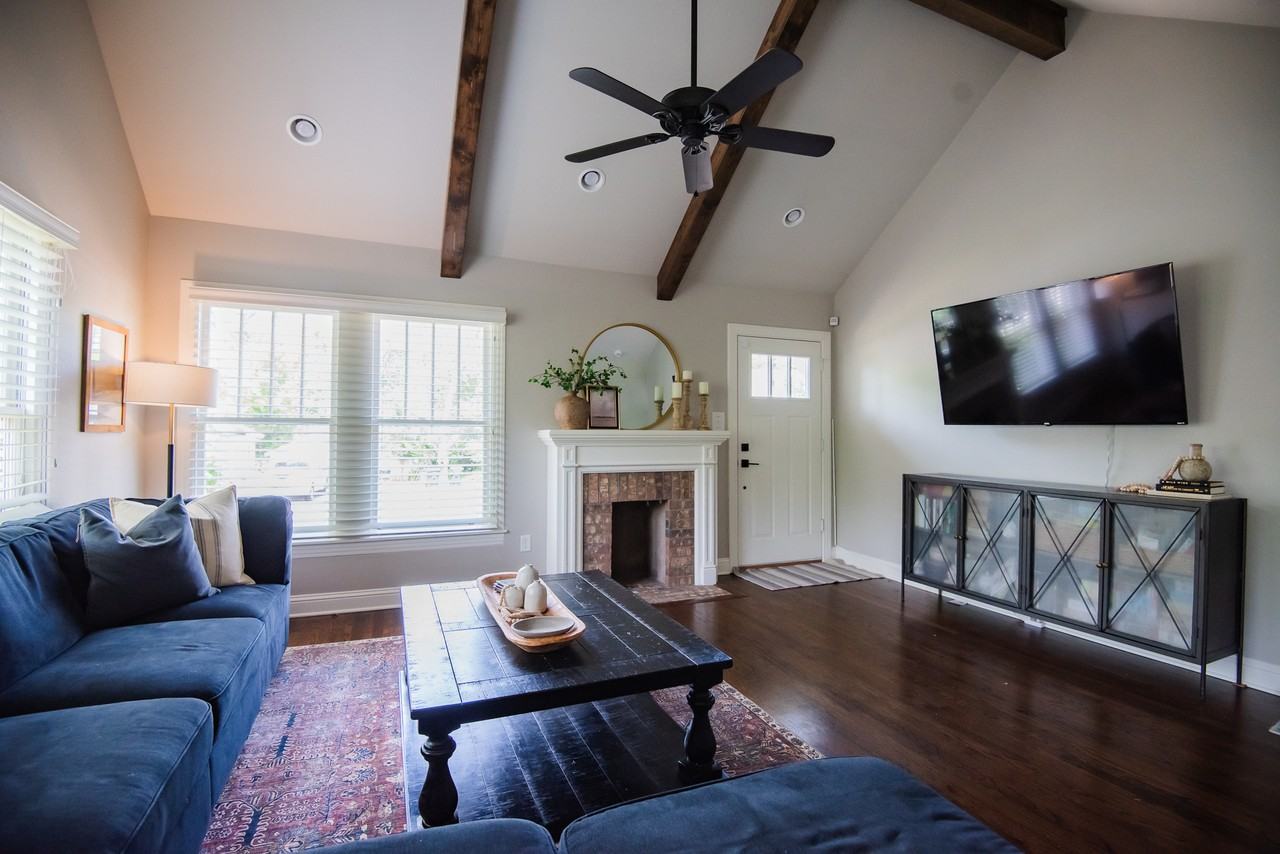 417 E Dodge St #NA - Photo 2 of 31