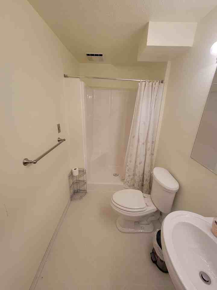 2165 Ponderosa Dr Se - Photo 6 of 11