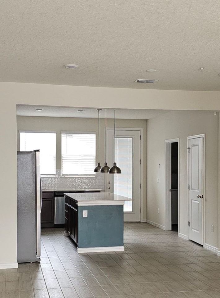 10441 Folly Beach Rd - Photo 2 of 8