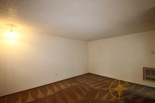 2816 NE 86th Ave - Photo 3 of 12