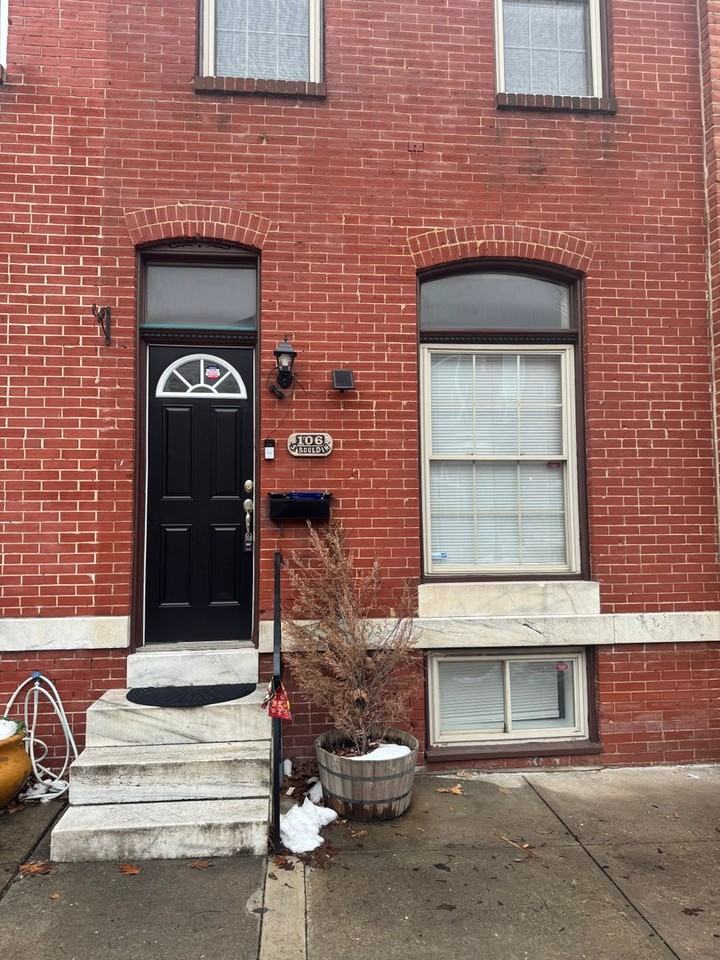 106 S Bouldin St - Photo 2 of 26