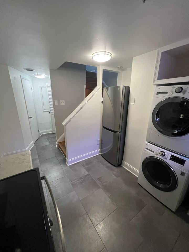 622 Warner St - Photo 2 of 26