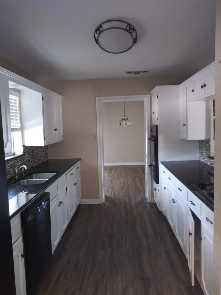 Bowling Green St #NA - Photo 2 of 21