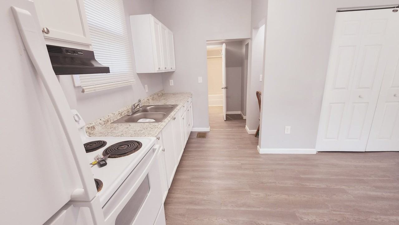 2102 Adams Ave #NA - Photo 3 of 14