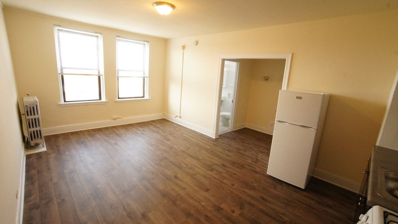 2779 Milwaukee LLC - Photo 4 of 30