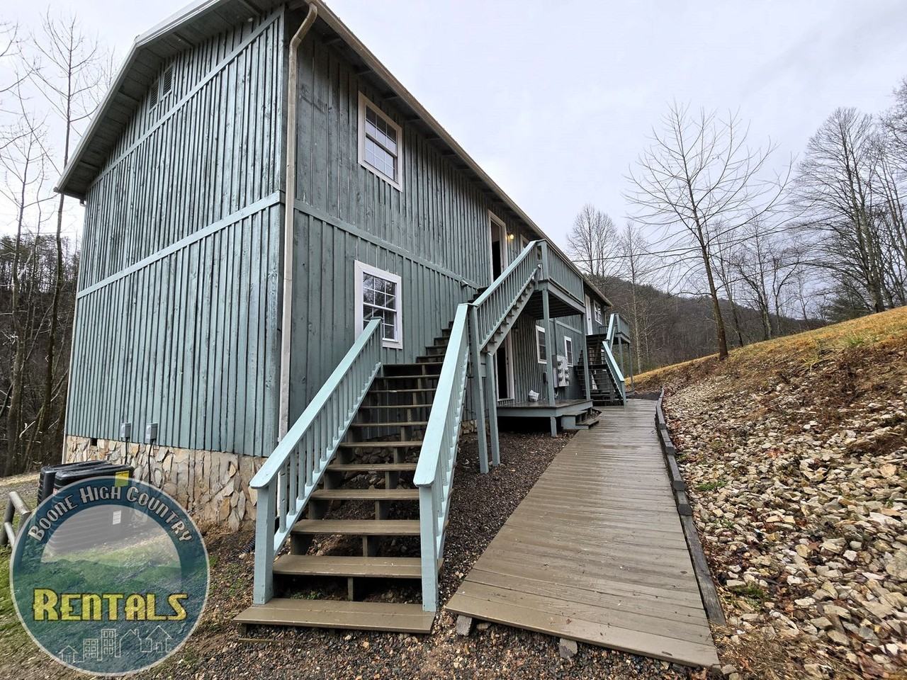 6672 Roan Creek Rd - Photo 2 of 18